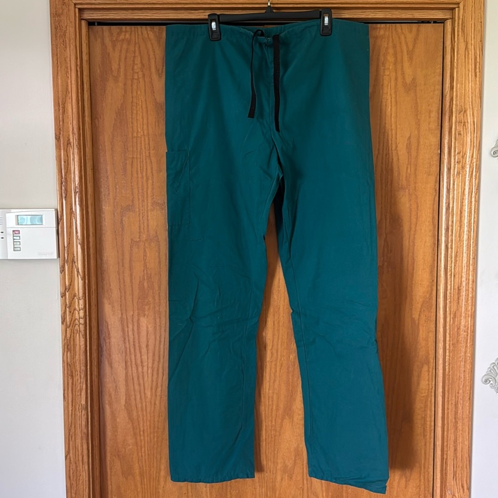 Scrub pants